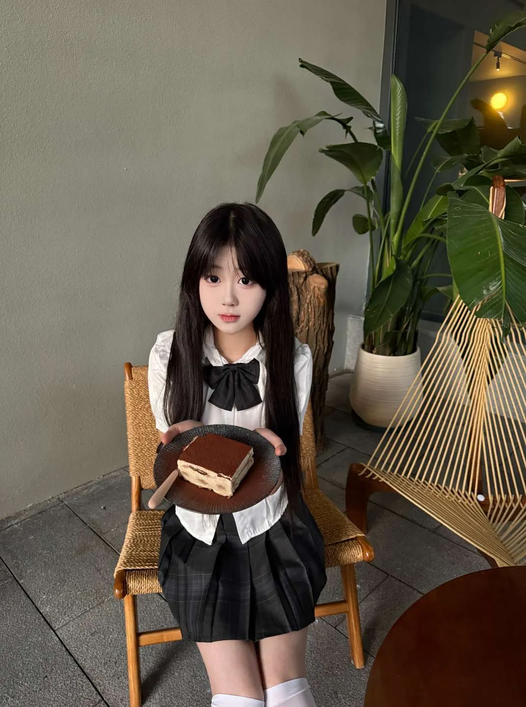 兜兜 刚下海萝莉 Gallery 1