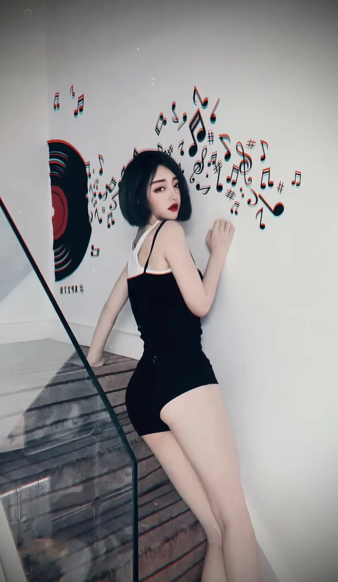 Lisa  舞蹈爱好者 短期兼职 Gallery 6