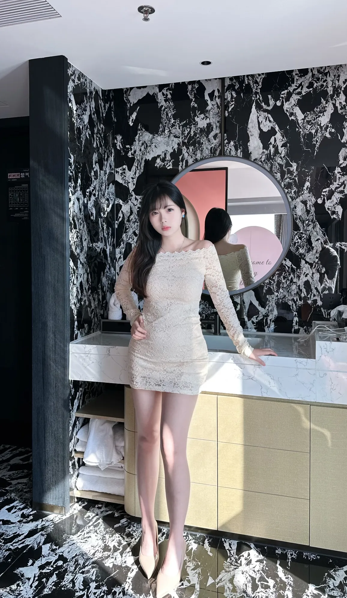 清纯美少女刚出社会被骗下海 初次下海  夏天 Gallery 4