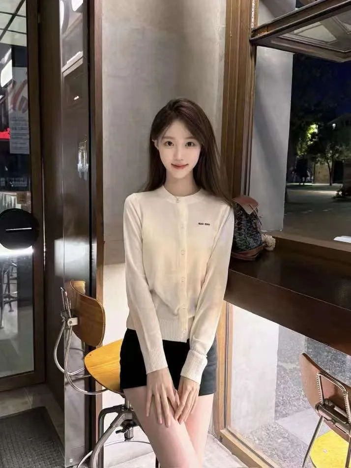 上海罗永浩06大二在读 Gallery 1