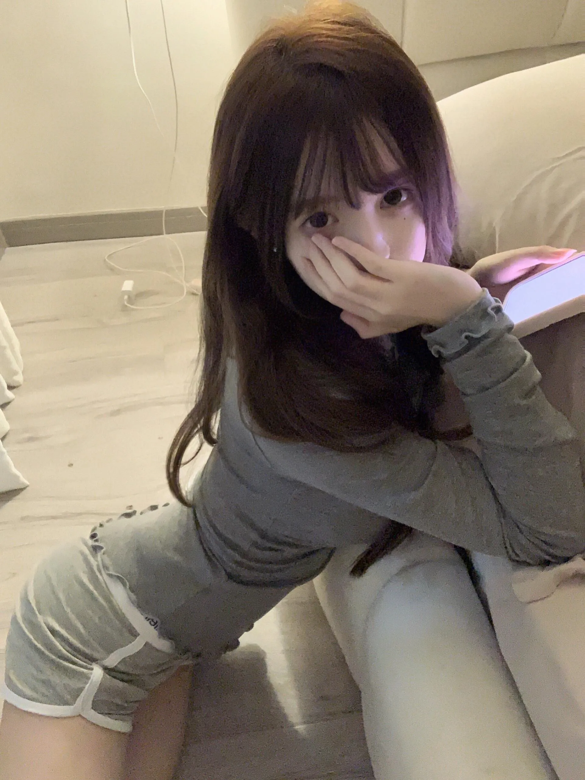 彤彤🈚️🍑白🐯嫩妹三点粉 Gallery 3