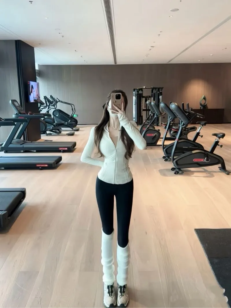 【露露】普拉提瑜伽健身教练 身体巨柔软 Gallery 5