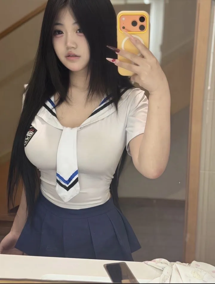 大E女孩 周冬雨 热情奔放 Gallery 4