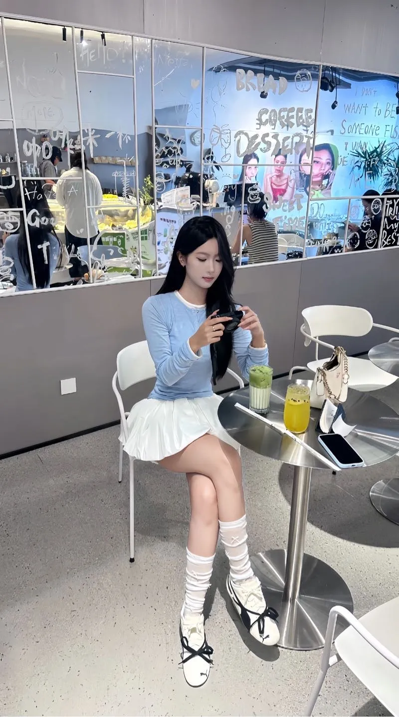 闵行敏敏 三点粉嫩 沪上嫩妹白皙皮肤 Gallery 3