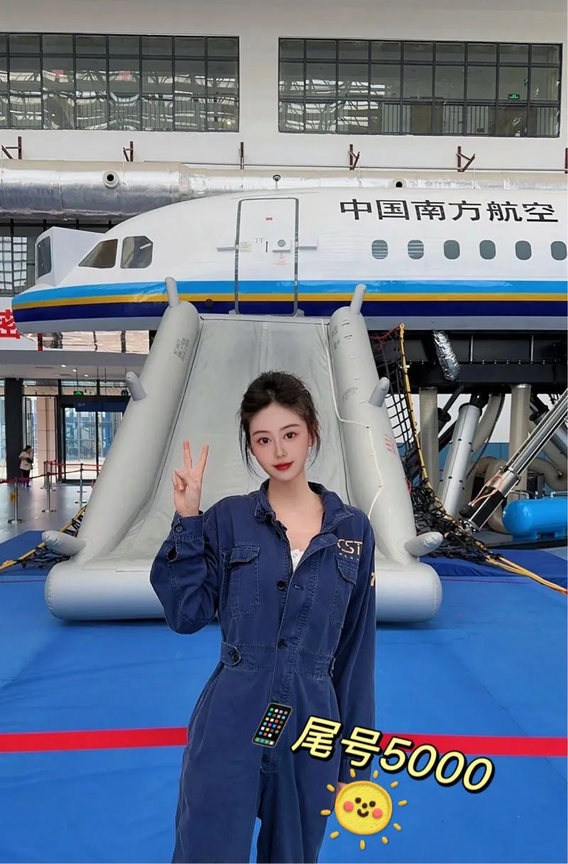 Y4003B-南航徐汇南航空姐 Gallery 4