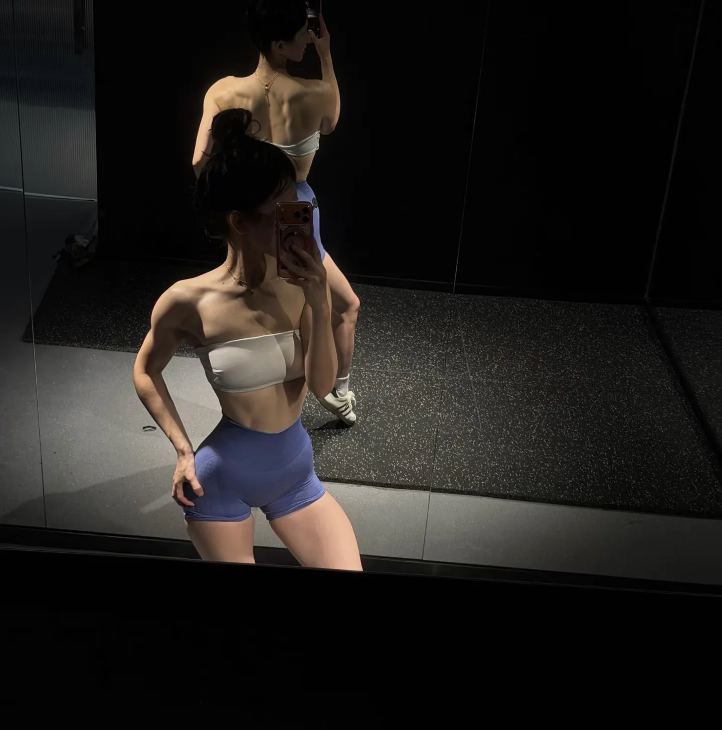 a355🦜外w健身模特车震双飞 畫廊 1