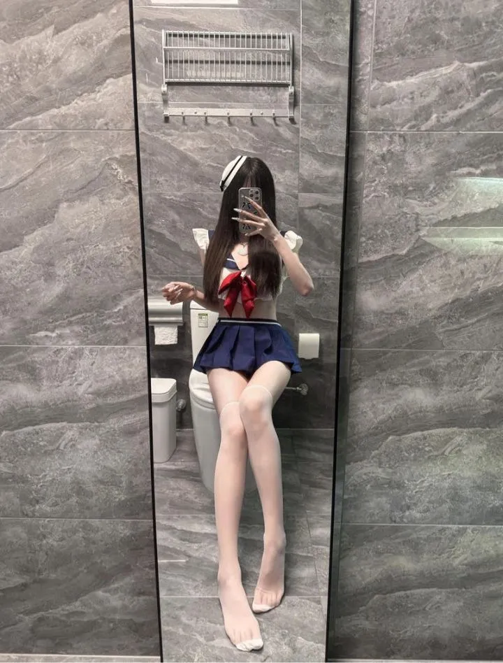 浦东 披萨 气质大长腿白小纯 Gallery 6