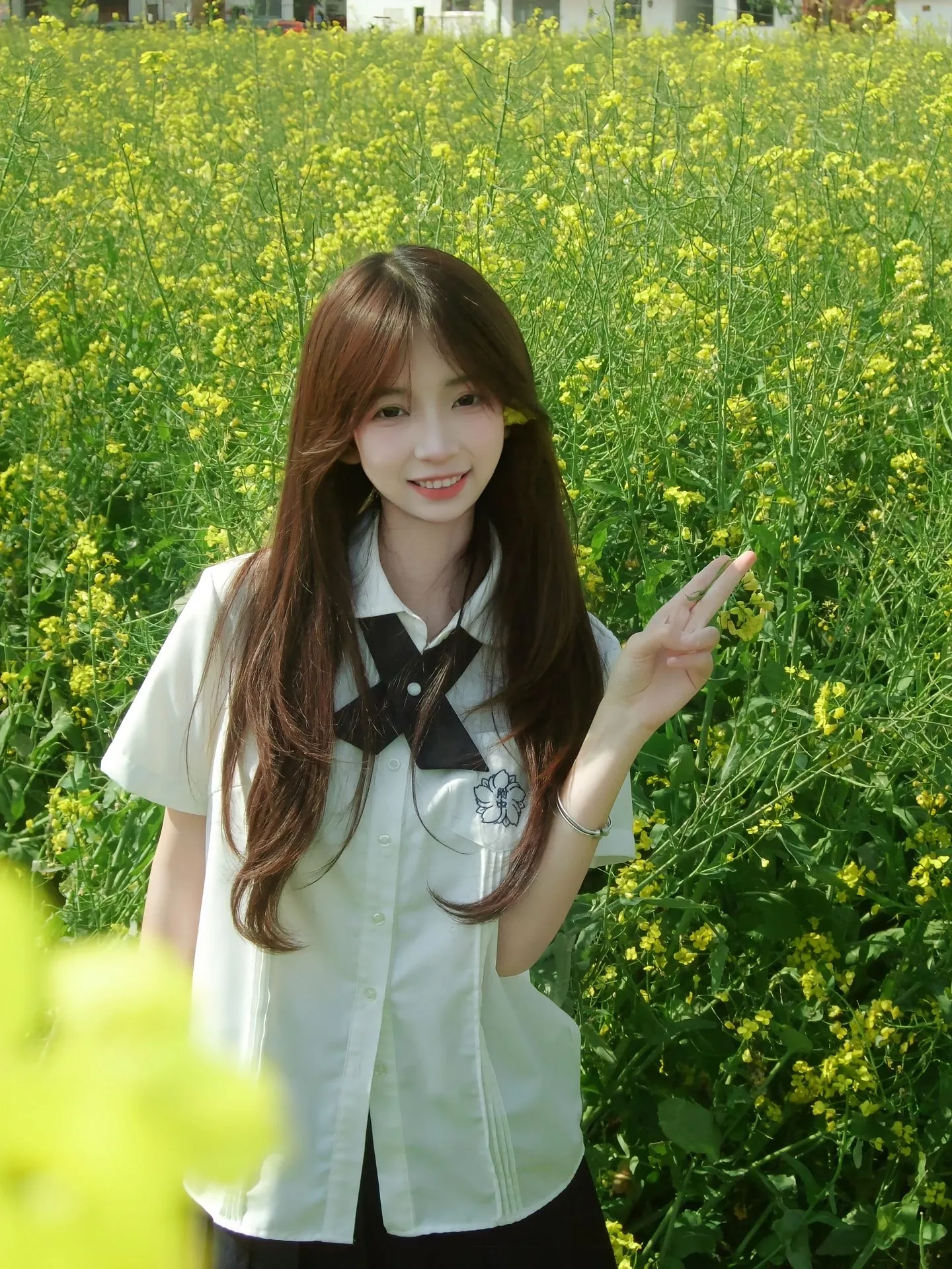 宝山 徐薇 刚毕业高中生