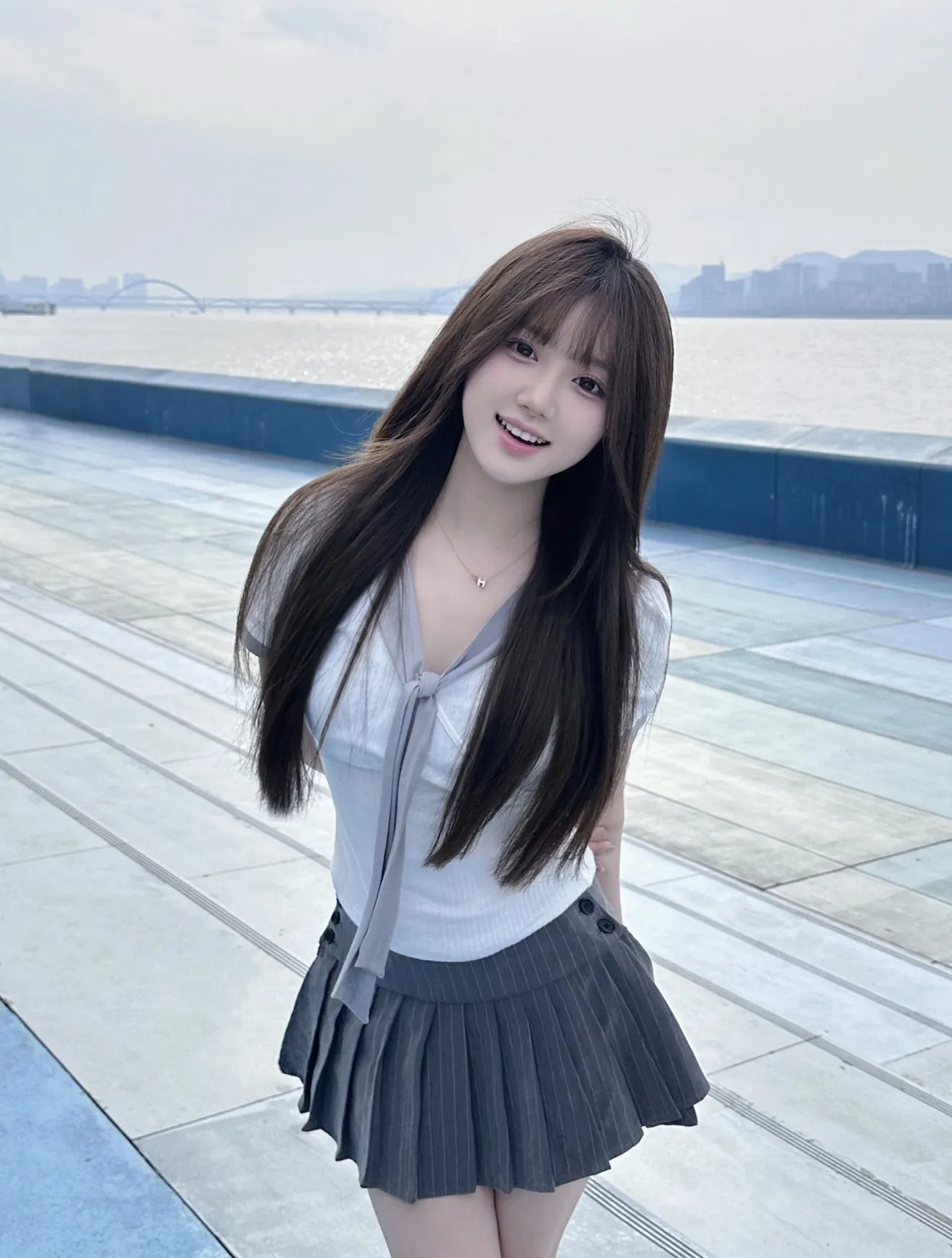 小夏极品白🐯嫩妹三点粉 Gallery 4