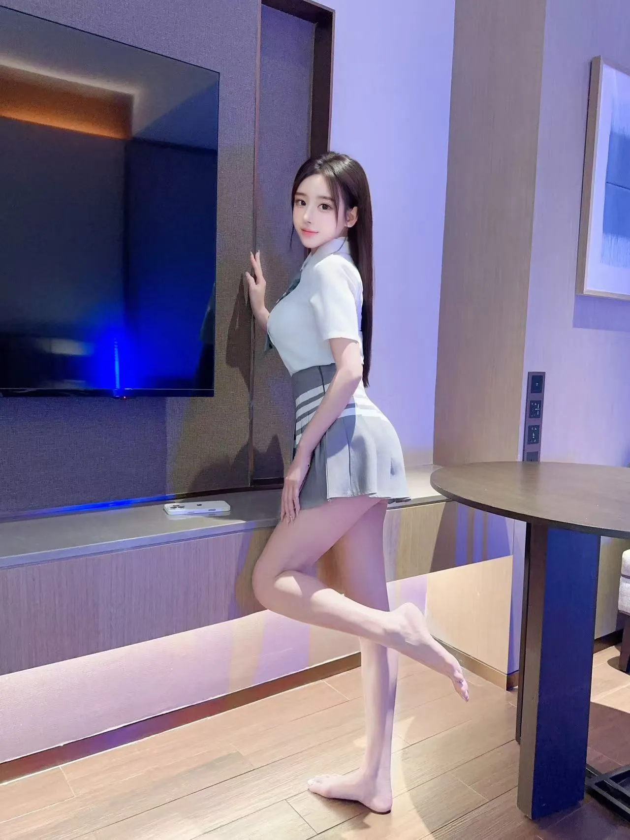 闵行芊芊 Gallery 2