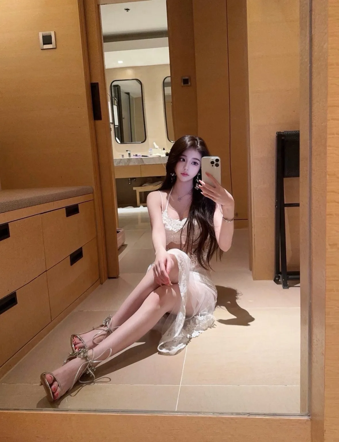 4354A-安安 浦东纯欲御姐筷子腿 Gallery 6