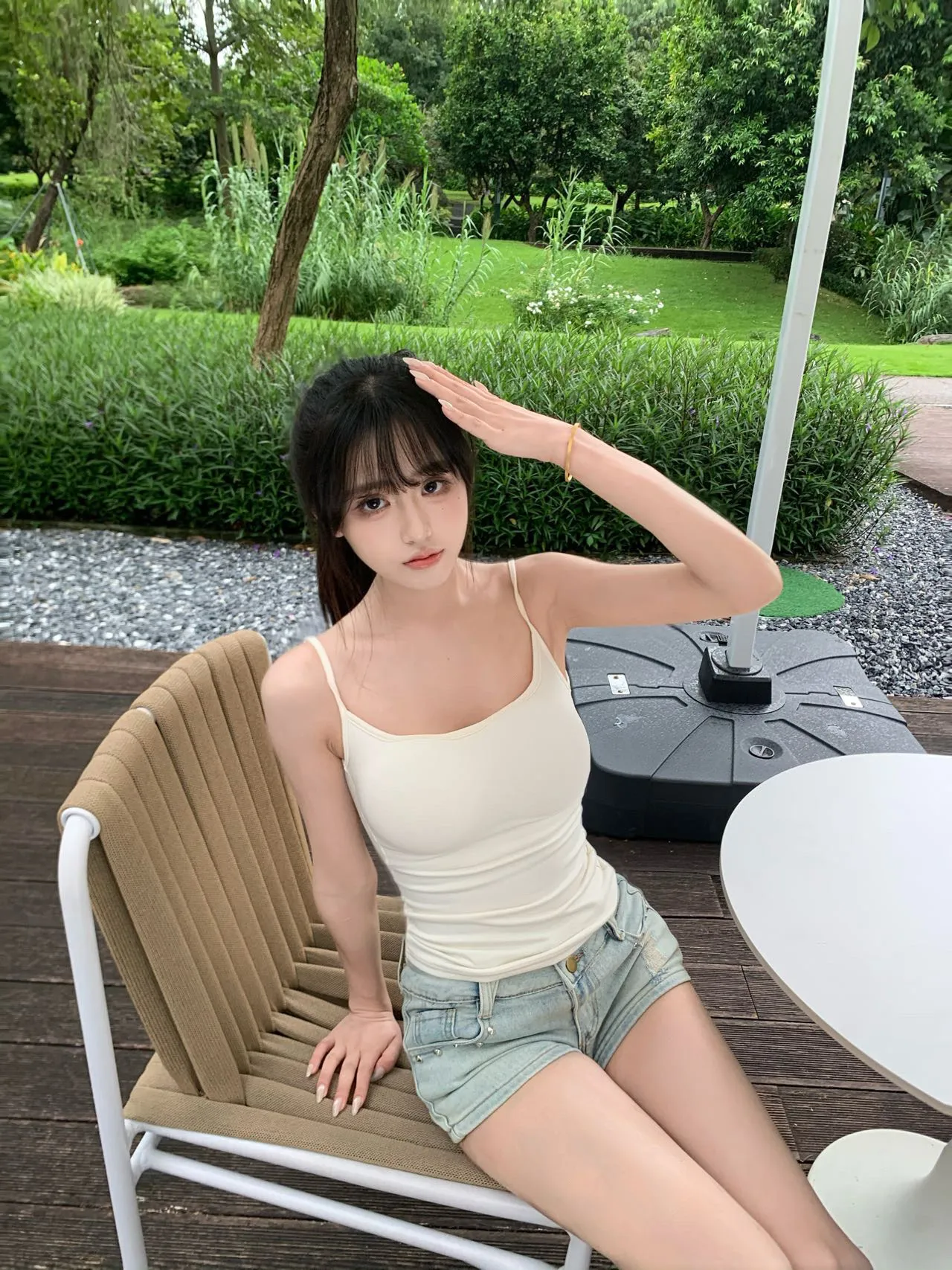 奔驰家浦东酸奶 童颜巨乳型 好看不腻 手感哇塞 Gallery 5