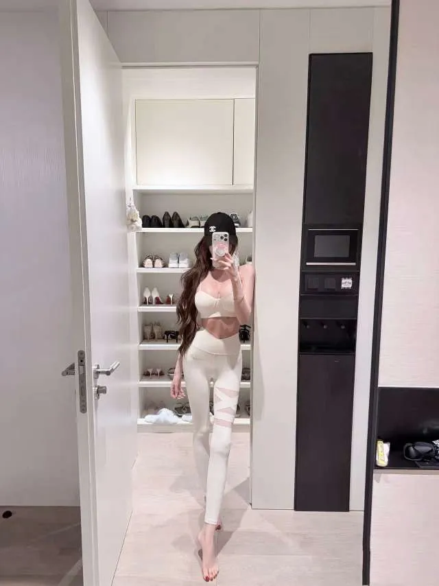 Y4021D-美娜 静安硬五纯欲小网红 Gallery 4