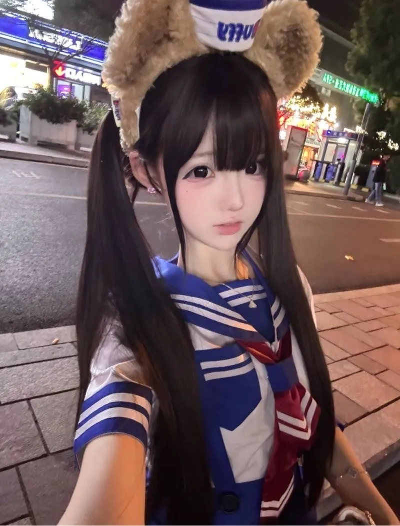 芽芽 娇小可人易敏感想被爸爸干 Gallery 3