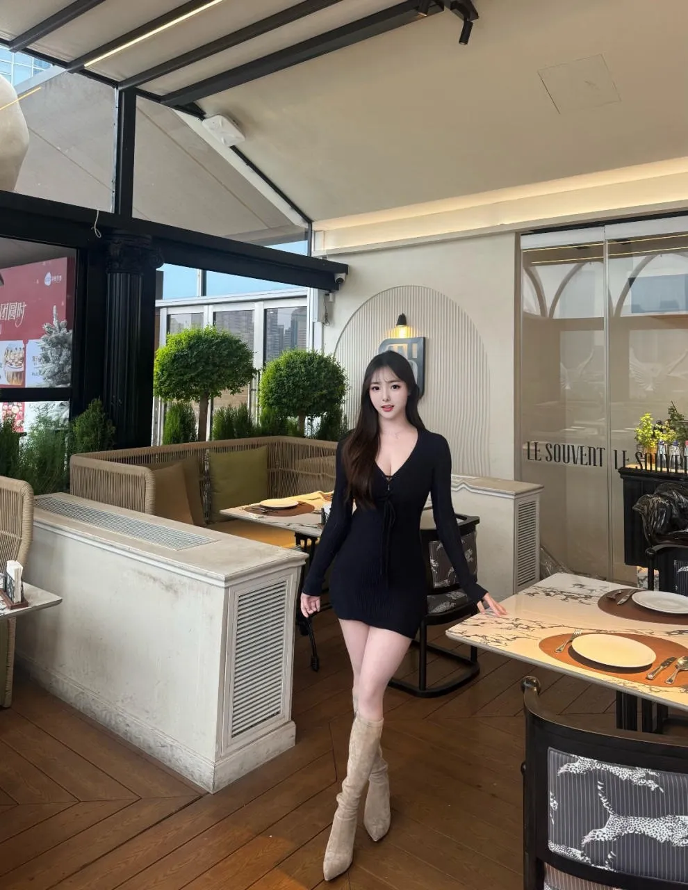 宝山 极品大胸御姐 楚楚 Gallery 1