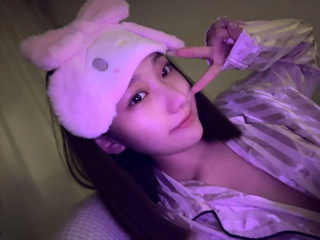 4492A-07 浦东清纯短发学生妹 Gallery 1