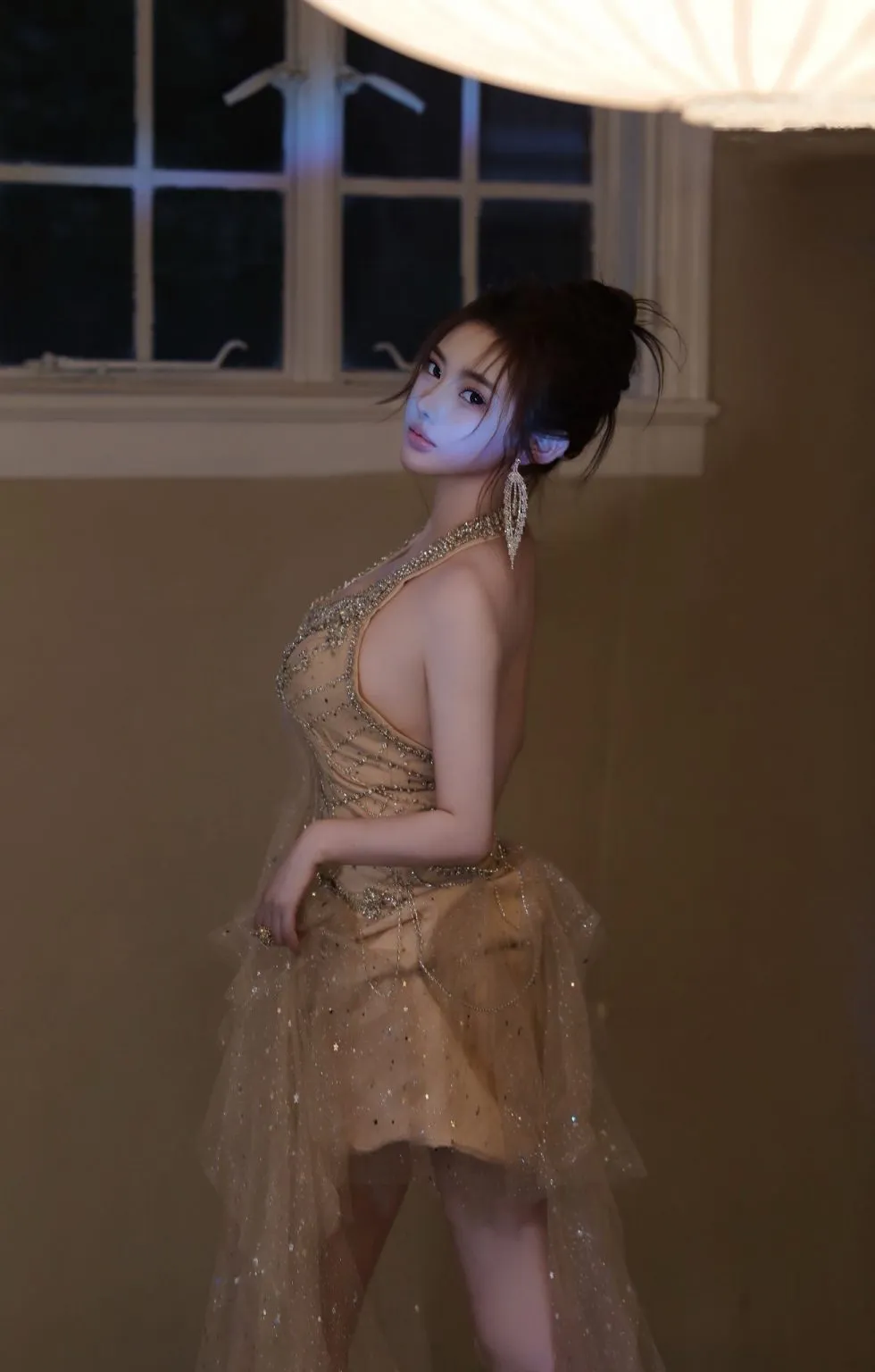 Y3950C-165 静安硬五 极品小网红 畫廊 2