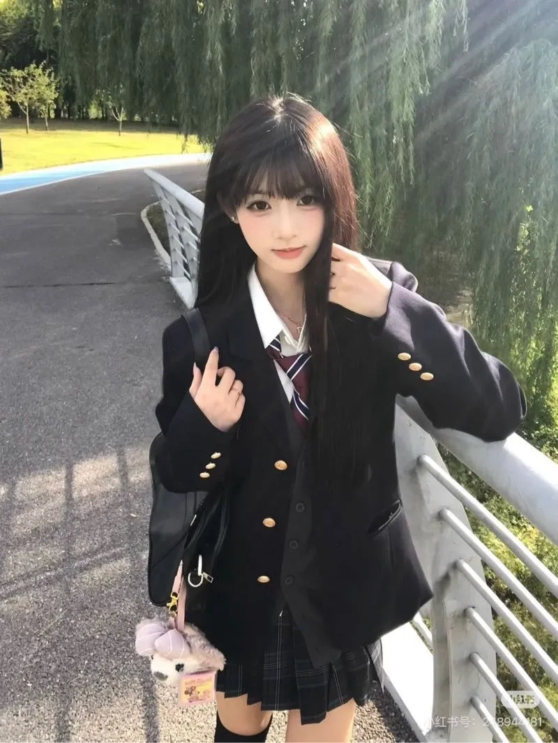 闵行 小西瓜 Gallery 1