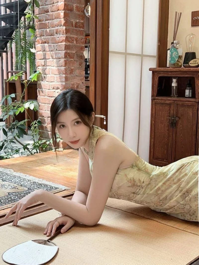 夏天，极品御姐腿超直 Gallery 2