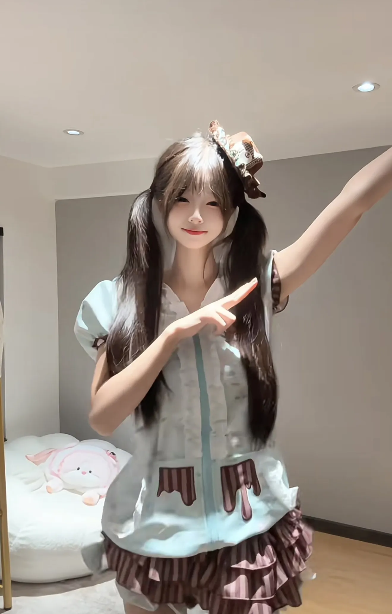 白虎萝莉 桃子 制服多多 Gallery 6