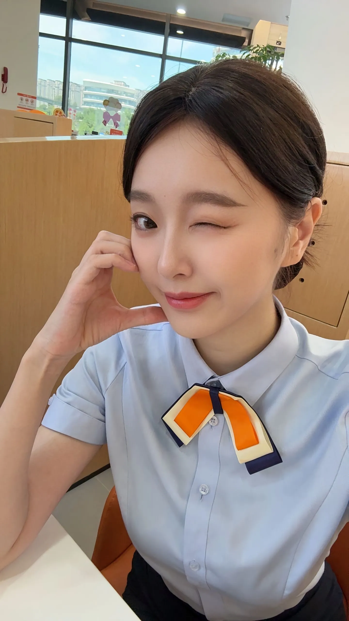 小诗,金融佳丽炒股赔钱被迫下海风骚妩媚 Gallery 1