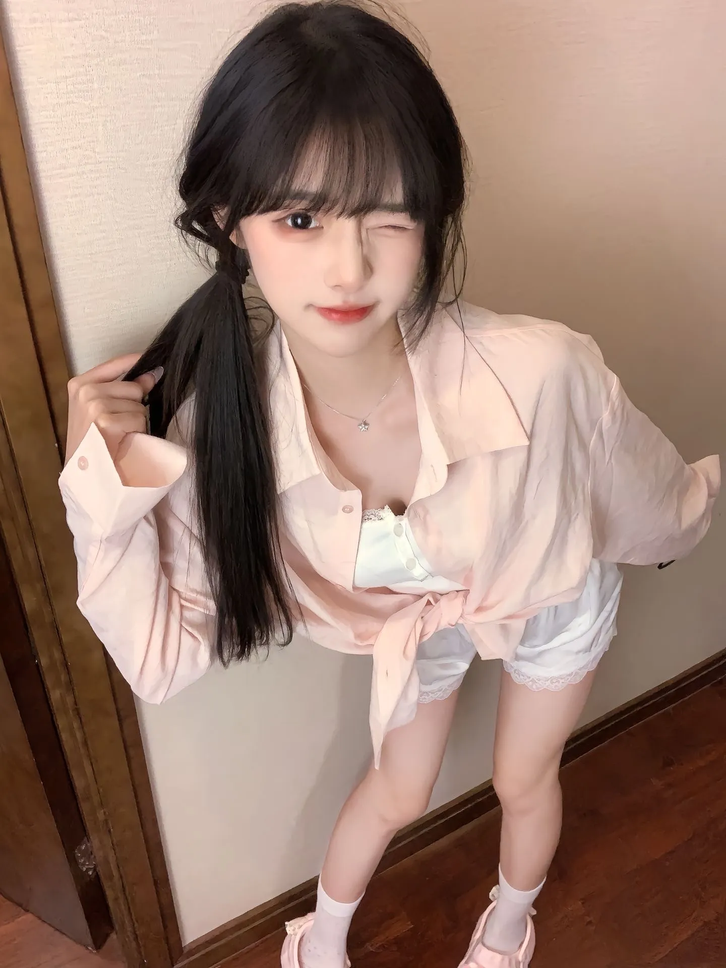 小小 外貌清纯 内心娇娃