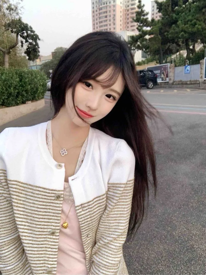 130新人白小纯兼职莹莹 Gallery 2