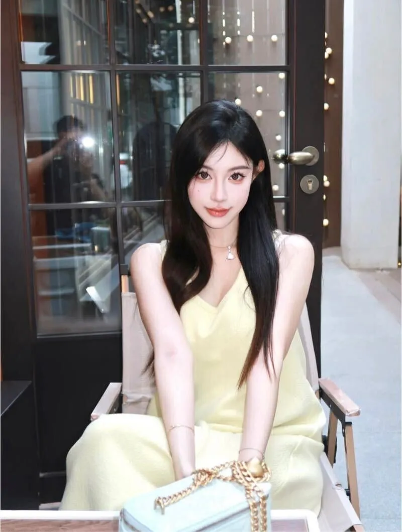 极品制服正妹 小多 性感蕾丝 Gallery 2