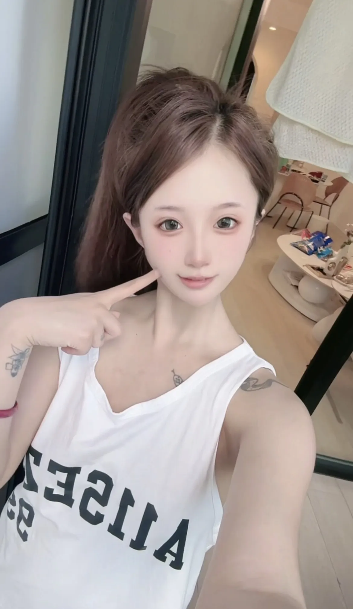 浦东恬恬 纯🈚开课 白虎少萝 Gallery 2