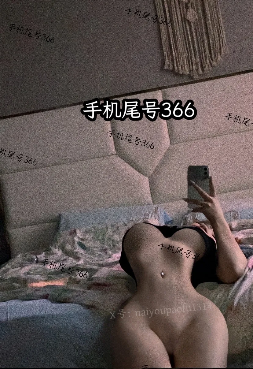 h396🦜100w网红博主 顶级身材 Gallery 6