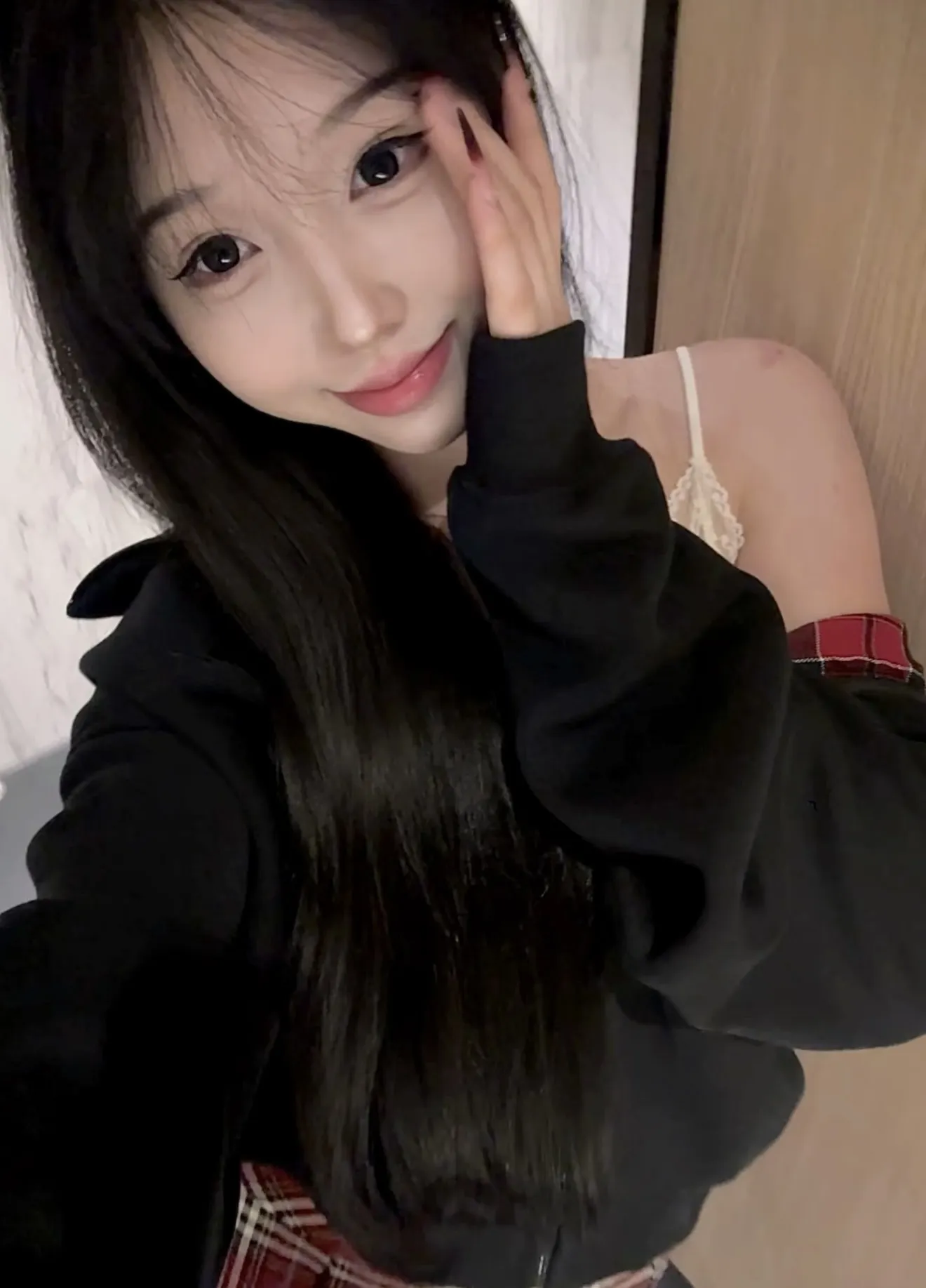 闵行沐晴大学生御姐皮肤超级白嫩S Gallery 1