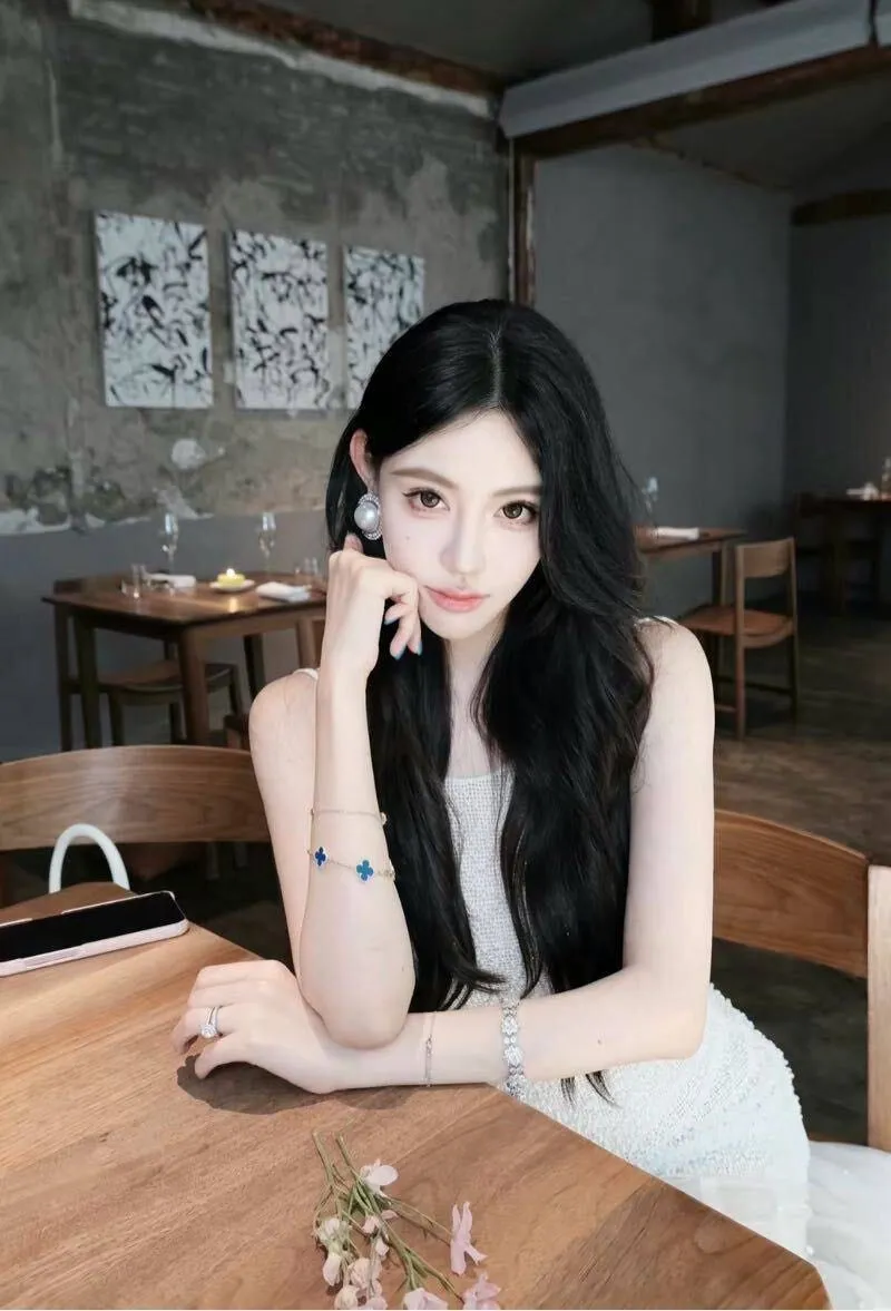 天生丽质 完美炮架 徐汇雨墨 Gallery 3