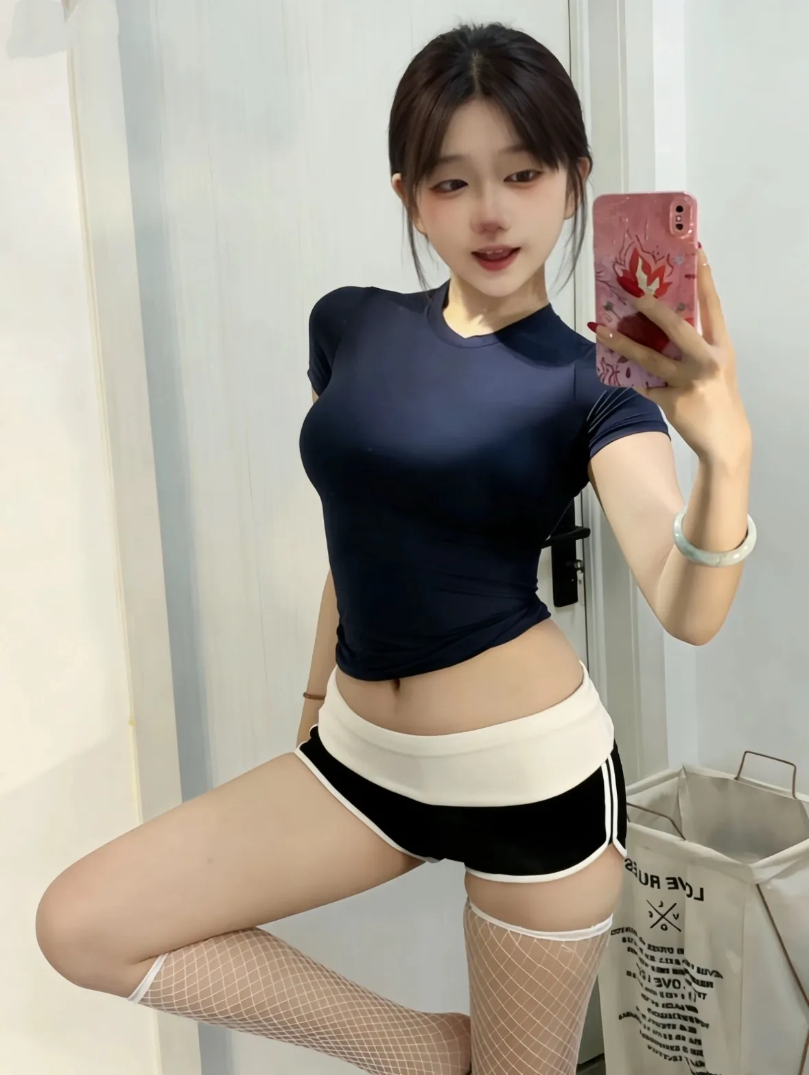 08后依依 白虎 Gallery 4