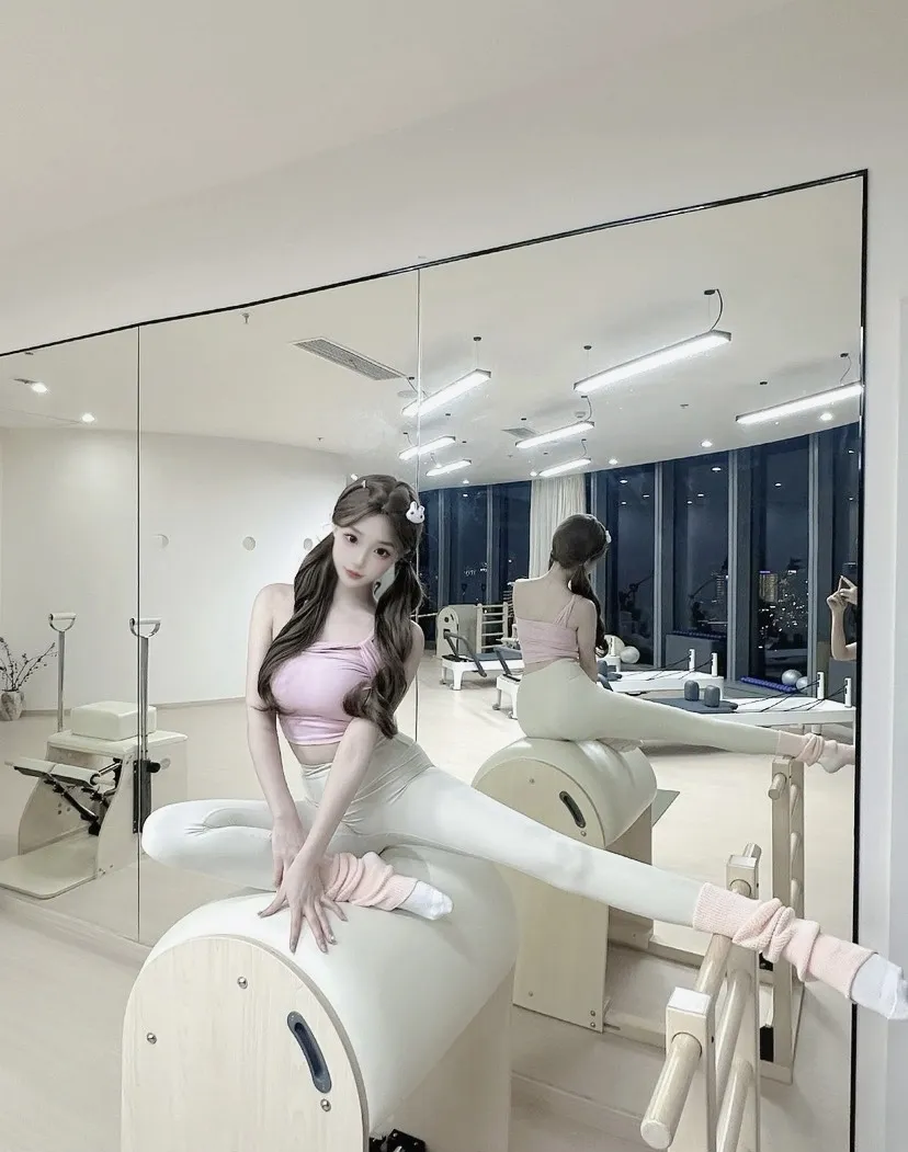 静安 熙宝 双马尾小萝莉 舌吻69都🉑 Gallery 6