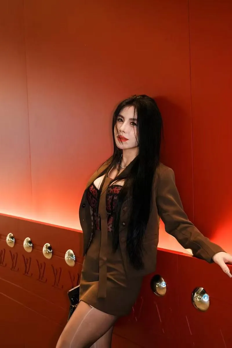 徐汇极品全能健身御姐172D Gallery 1