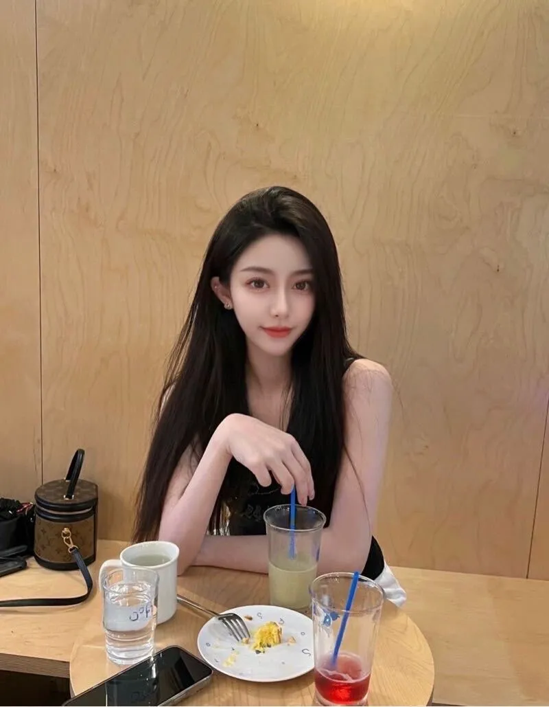 雪儿 身材丰满 细腰 蜜桃臀 健身达人 Gallery 6