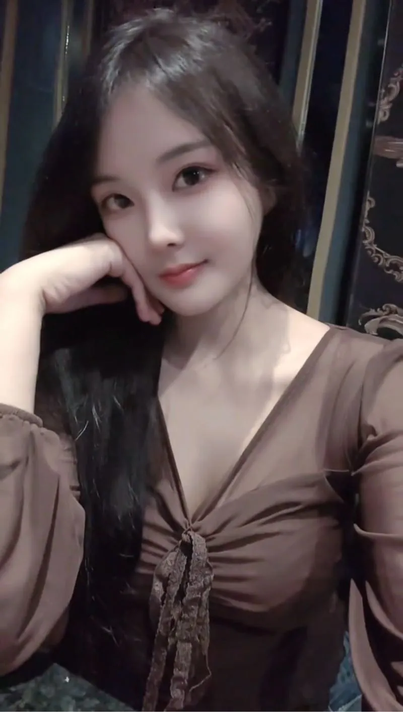 小凤 顶级🔝身材御姐 高端炮架 Gallery 4