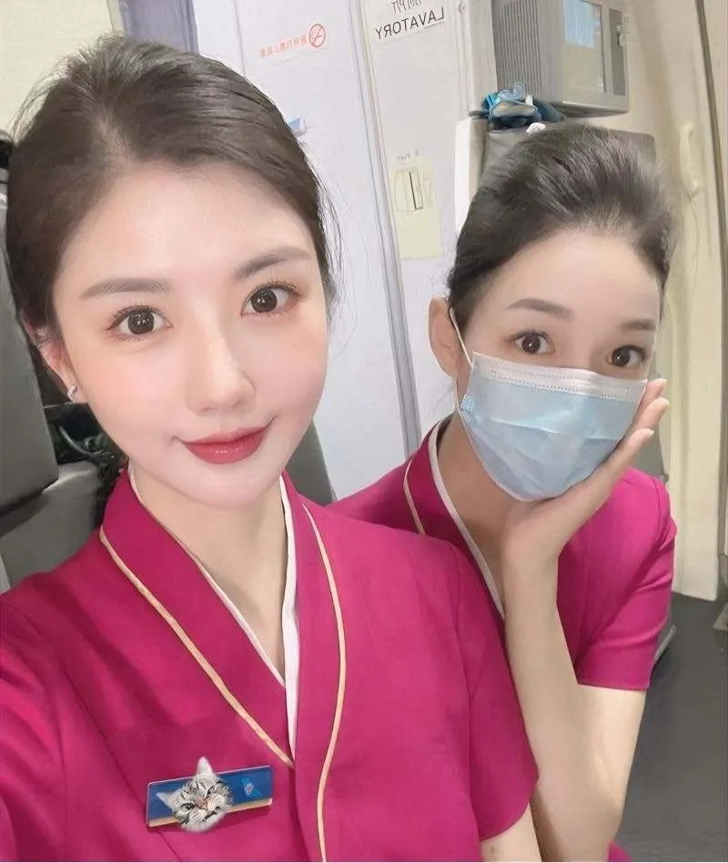 9068新人南航空姐复工首开 硬5🦜 Gallery 3