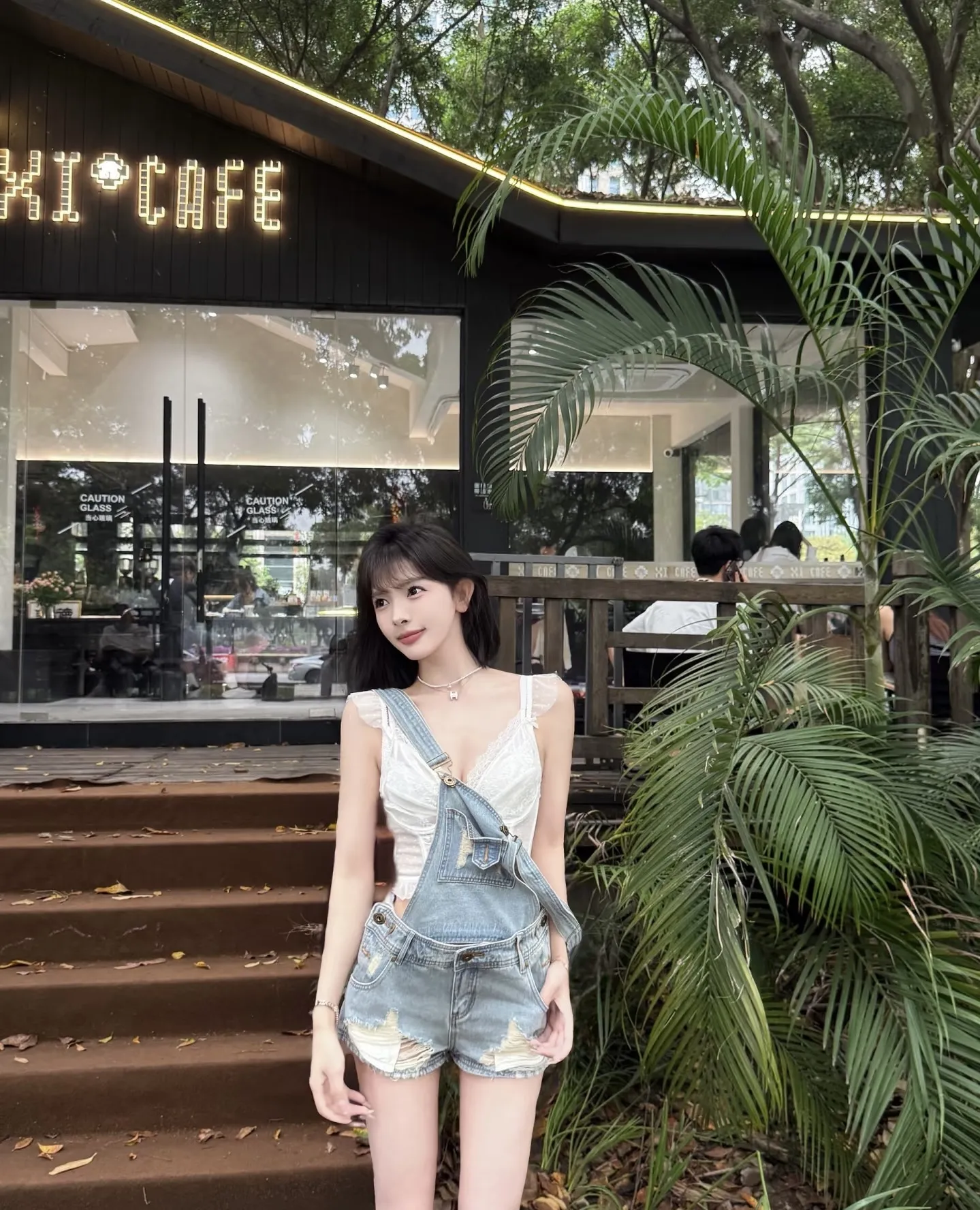 琳达 人瘦胸大 Gallery 5