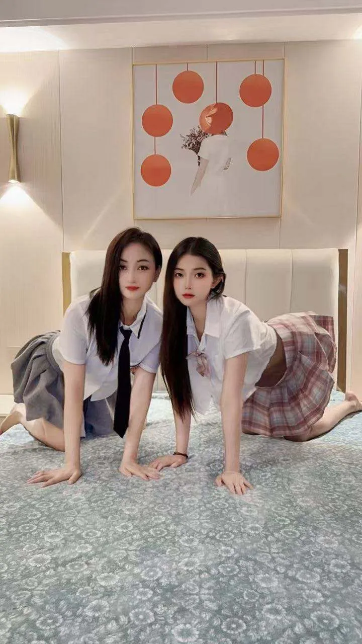 浦东金桥母女（水磨）