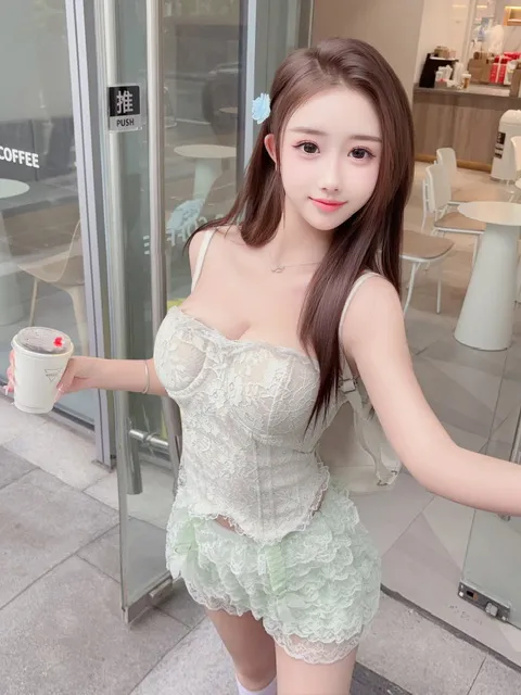 06极品反差婊安安。御甜骚完美结合 Gallery 5