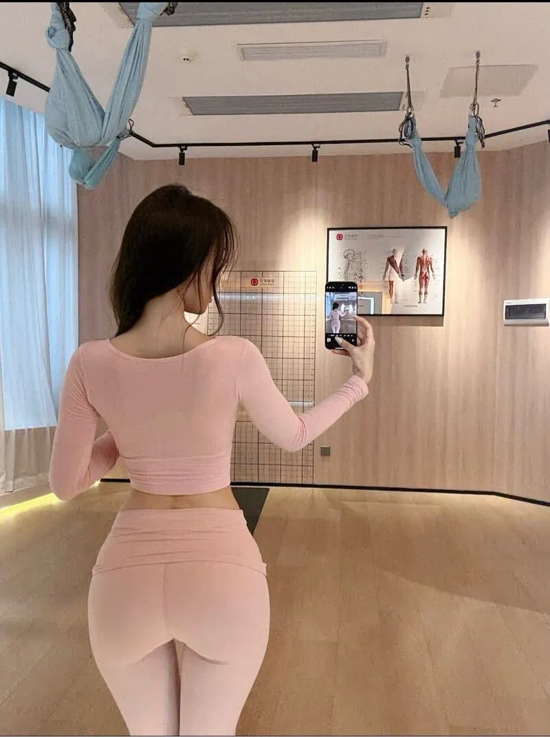 艺术系毕业生🎓艾米 Gallery 6