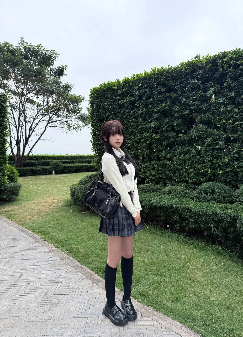 青春白小纯女高中生 莎莎 Gallery 4