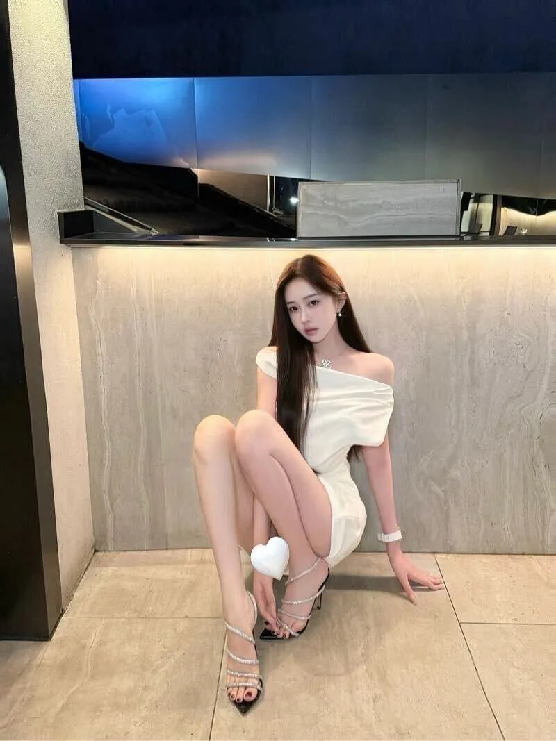 水蛇腰前凸后翘 吖吖 Gallery 5