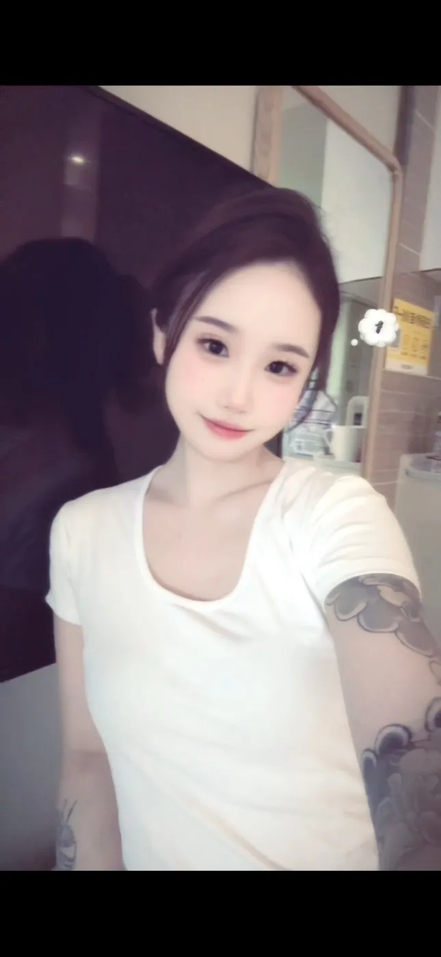 杨浦新人月月 Gallery 1