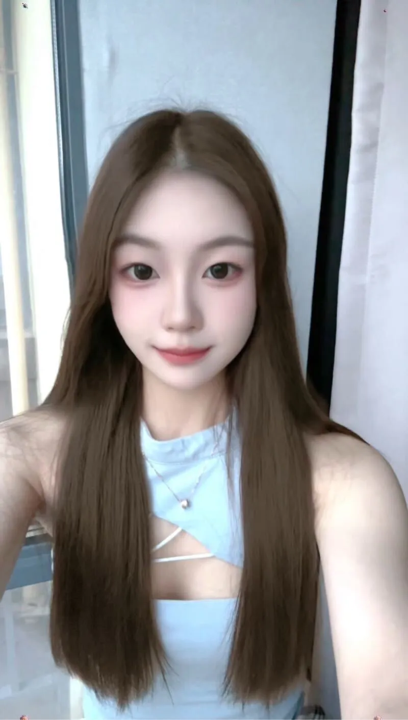 沪上翘佳人(开开)短期兼职 纯欲天然无整 Gallery 6