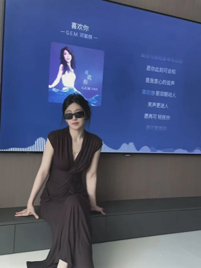 松江极品学妹小七 Gallery 3