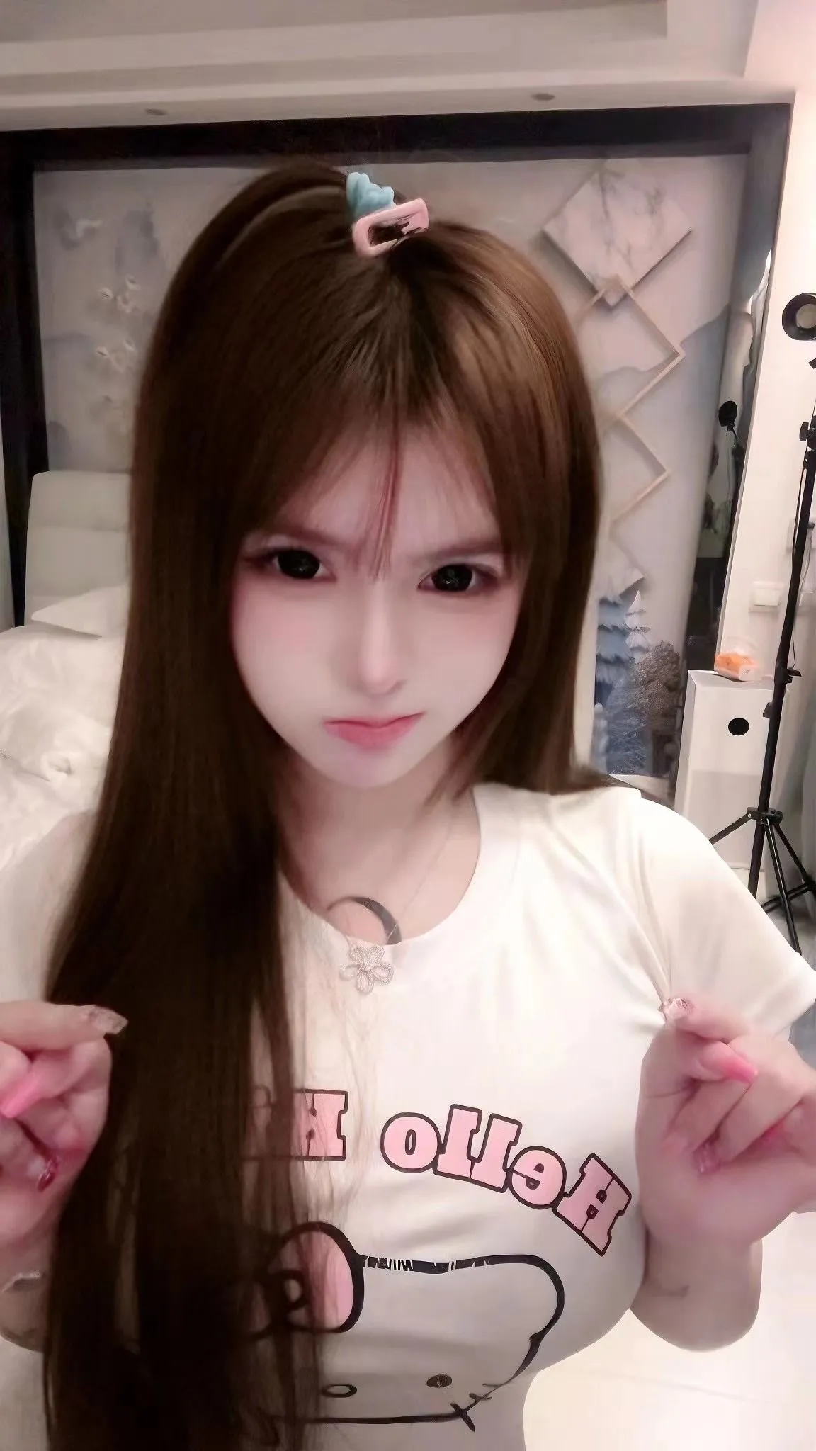 白虎萝莉 上粉下紧 李婷婷 Gallery 2