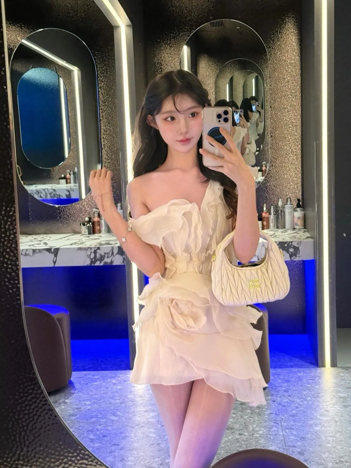 2785-172E 静安硬五上戏在校生童颜巨乳 갤러리 3