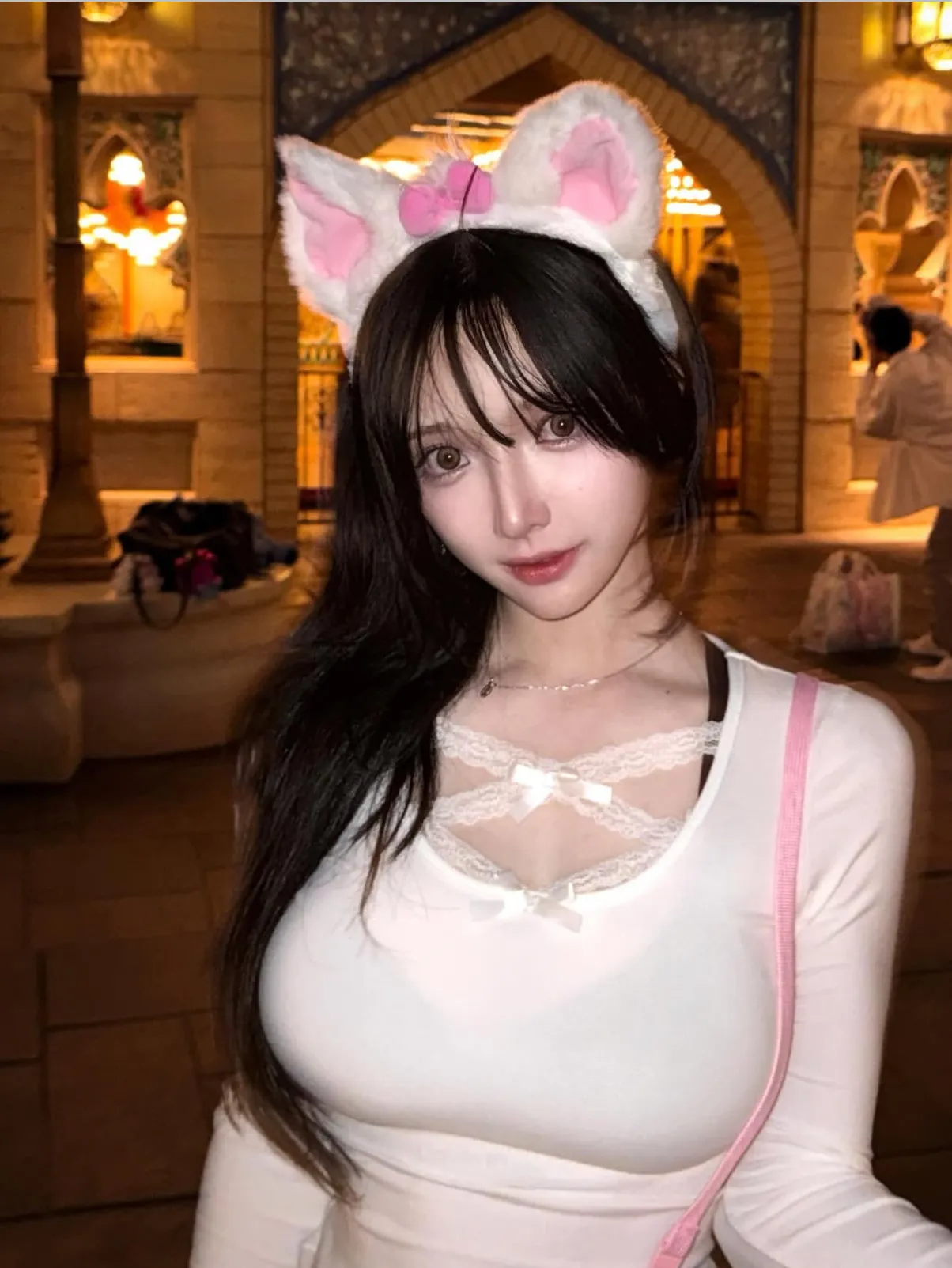徐汇黄浦伊恩 天然白🐯馒头b一线天 反差天花板 Gallery 3